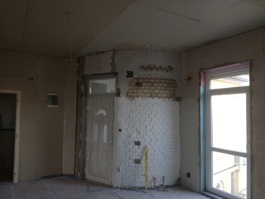 Belső munkák | Magyar utca